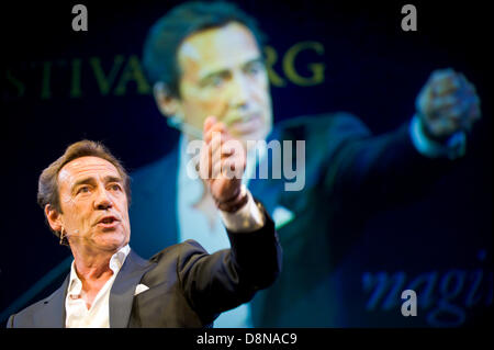 Robert Lindsay Schauspieler spricht über seine Karriere auf der Bühne bei Hay Festival 2013 Hay on Wye Wales UK Credit: Jeff Morgan/Alamy Live News Stockfoto