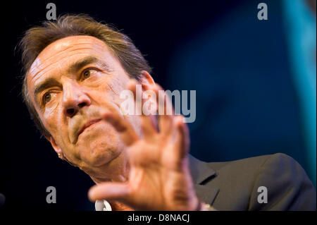 Robert Lindsay Schauspieler spricht über seine Karriere auf der Bühne bei Hay Festival 2013 Hay on Wye Wales UK Credit: Jeff Morgan/Alamy Live News Stockfoto