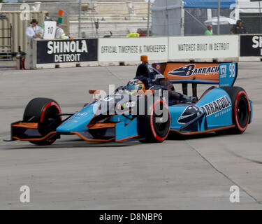 Detroit, Michigan, USA. 1. Juni 2013. Alex Tagliani (98) auf dem Platz im Zeittraining auf dem Raceway im Belle Isle Park am 1. Juni 2013 in Detroit, MI. Tom Turrill/CSM/Alamy Live News Stockfoto