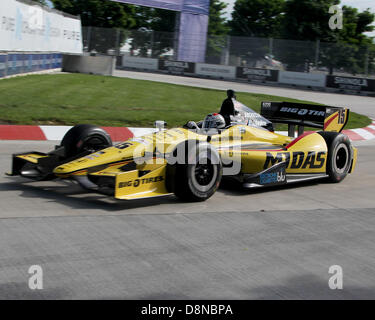 Detroit, Michigan, USA. 1. Juni 2013. Graham Rahal (15) auf dem Platz im Zeittraining auf dem Raceway im Belle Isle Park am 1. Juni 2013 in Detroit, MI. Tom Turrill/CSM/Alamy Live News Stockfoto