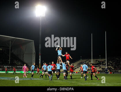 Christchurch, Neuseeland. 31. Mai 2013.  Waratahs Lineout.  Kreuzritter gegen Waratahs. Investec 2013 Super Rugby. AMI-Stadion, Christchurch, Neuseeland. Freitag, 31. Mai 2013. Bildnachweis: Action Plus Sport Bilder/Alamy Live News Stockfoto