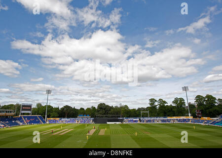 Cardiff, Wales, UK. 1. Juni 2013. Eine allgemeine Ansicht während des ICC Champions Trophy Pre Turniers Aufwärmen im internationalen Cricket Match zwischen Australien und West Indies in Cardiff Wales Stadium am 1. Juni 2013 in Cardiff, Wales. (Foto von Mitchell Gunn/ESPA/Alamy Live-Nachrichten) Stockfoto