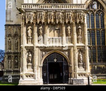 Die großen gotischen Stil Kathedrale von Canterbury, Kent England UK Stockfoto