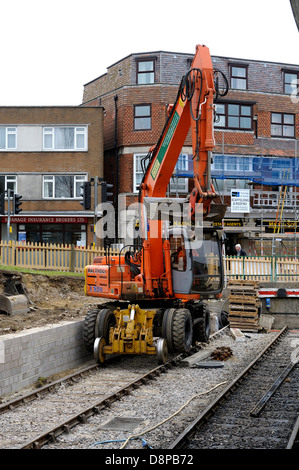 Fiat-Hitachi EX 165W Mega10 Railer Bagger wird verwendet, um die Böschung bei Swanage Railway station Dorset England uk Stockfoto