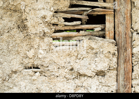 Alten Adobe-Wand des Hauses Stockfoto