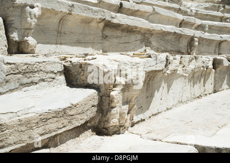 Stein-Artefakte. Antike Arena für Kämpfe Stockfoto