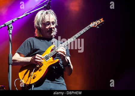 London, UK. 1. Juni 2013. Die Zombies im O2Indigo, Samstag 1. Juni Credit: Lucia Hrda/Alamy Live-Nachrichten Stockfoto