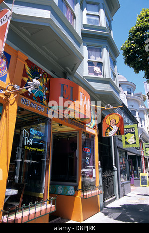 Blick auf die Haight Street im Stadtteil Haight Asbury von San Francisco © Bob kreisel Stockfoto