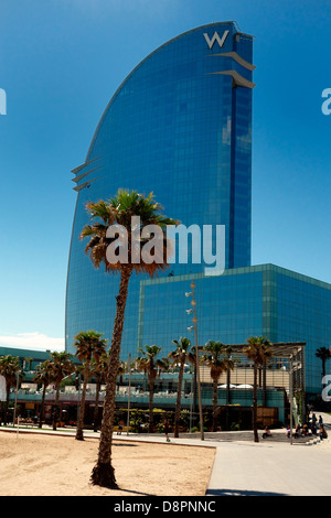 Das Hotel ist ein modernes Hochhaus W Hotel Barcelona Stockfoto