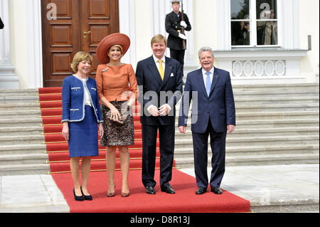 Berlin, Deutschland. 3. Juni 2013.die niederländischen König Willem-Alexander und Maxima der Königin bei einem zweitägigen Besuch in Deutschland. 3. Juni 2013. Bildnachweis: Dpa picture Alliance/Alamy Live News Stockfoto