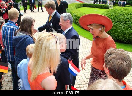 Berlin, Deutschland. 3. Juni 2013.die niederländischen König Willem-Alexander und Maxima der Königin bei einem zweitägigen Besuch in Deutschland. 3. Juni 2013. Bildnachweis: Dpa picture Alliance/Alamy Live News Stockfoto