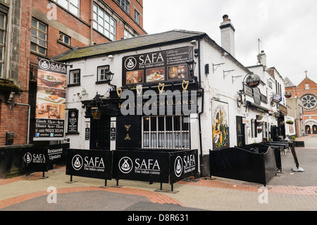 Kellys Cellars, traditionelles irisches Pub in Belfast behauptet, die älteste in der Stadt Stockfoto