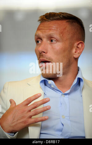 Cardiff, UK, 3. Juni 2013.   Cardiff City Fußballer Craig Bellamy spricht vor der Presse in Cardiff City Stadium über den Start seines Buches Goodfella.  Bild: Matthew Horwood/Alamy Live-Nachrichten Stockfoto