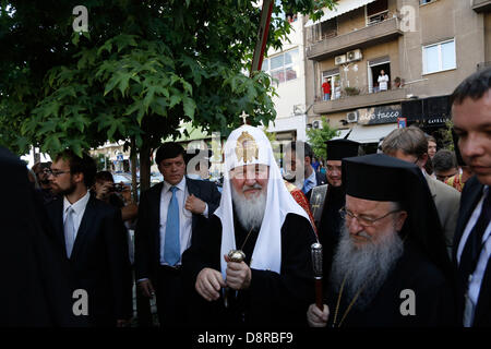 Thessaloniki, Griechenland. 3. Juni 2013. Liturgie in der Metropolitankirche St. Gregory Palamas in Thessaloniki, zu Ehren die Ankunft der Patriarch Kirill I. Patriarch von Moskau und alle Russland-Kirill, die ich in einem offiziellen Besuch in Thessaloniki angekommen. Thessaloniki, Griechenland am 3. Juni 2013 Credit: Konstantinos Tsakalidis/Alamy Live-Nachrichten Stockfoto