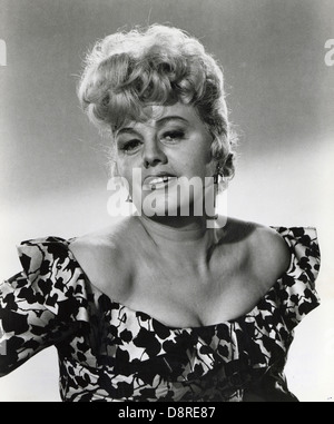 Shelley Winters, Werbung Portrait für den Film, "A Patch Of Blue', Metro-Goldwyn-Mayer, 1965 Stockfoto