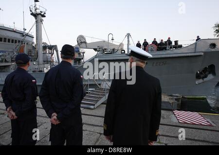 Gdynia, Polen, 3. Juni 2013 polnischen Marinestützpunkt in Gdynia. ORP Lech - polnische Marine Rettungsfahrzeug ORP Lech, geht an die Nordsee, das Wrack auf dem Grund des Meeres, auf den britischen Gewässern liegen zu identifizieren. Das Schiffswrack ist wahrscheinlich polnische u-Boot ORP Orzel, mit allen Händen in 1940 während des 2. Weltkrieges verloren. Bildnachweis: Michal Fludra/Alamy Live-Nachrichten Stockfoto