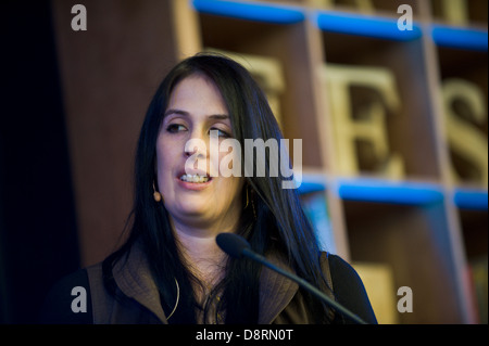 Rhianna Pratchett Computer Spiele Drehbuchautor sprechen über ihre Arbeit bei Hay Festival 2013 Heu auf Wye Powys Wales UK Stockfoto