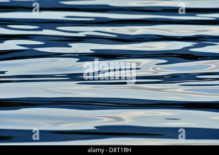 Ripple Muster in Burnaby-Straße, die von einem riesigen Mondfisch Mola Mola schwimmen in der Nähe der Oberfläche erstellt Stockfoto