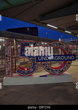 Wir feiern 150 Jahre der Londoner U-Bahn am Bahnhof Stratford, London, England, Vereinigtes Königreich Stockfoto