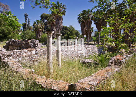 Spalten in eine historische Stätte in der Stadt Kos - Dodekanes - Griechenland stehen Stockfoto