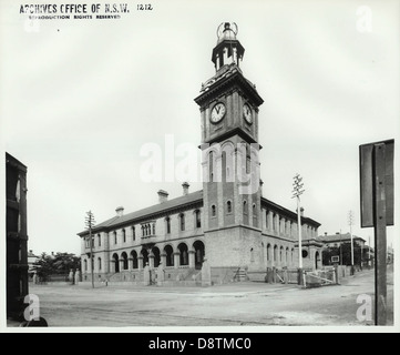 Das Customs House in Newcastle ist ein historisches Gebäude, das eine bedeutende Rolle in der Geschichte des Hafens gespielt hat. Das Gebäude ist ein wichtiger Teil des maritimen Erbes der Region und ist heute ein historischer Ort für öffentliche und kulturelle Veranstaltungen. Stockfoto