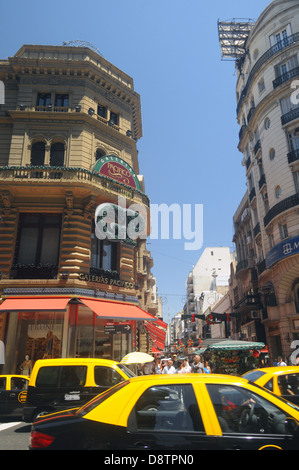 Galeria Pacifico, Einkaufszentrum auf der belebten Avenida Florida im Microcentro/Retiro, Buenos Aires, Argentinien. Weder Herr PR Stockfoto