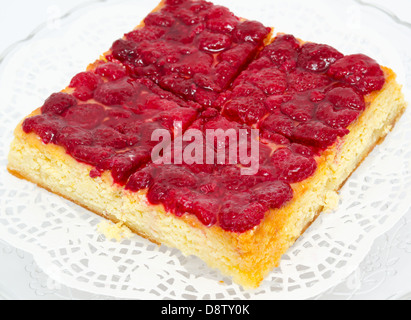 Himbeer-Käsekuchen Stockfoto