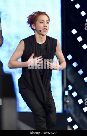 Boygroup EXO besuchte Jugend-Musik-Festival in Seoul, Südkorea am Samstag, 1. Juni 2013. Stockfoto