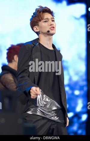 Boygroup EXO besuchte Jugend-Musik-Festival in Seoul, Südkorea am Samstag, 1. Juni 2013. Stockfoto