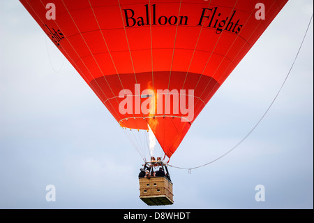 Flug in einem Heißluftballon über South Lanarkshire, Schottland Stockfoto