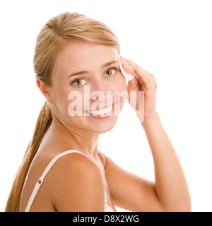 Frau entfernen Make-up mit Reinigung pad Stockfoto