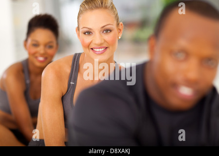 Happy Fitness Menschen in aerobe Übung Klasse Stockfoto