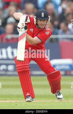 Nottingham, UK. 5. Juni 2013. Englands Eoin Morgan in Aktion während der 3. One Day International zwischen England und Neuseeland von Trent Bridge Cricket Ground. Bildnachweis: Action Plus Sport Bilder/Alamy Live News Stockfoto