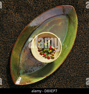 Bowl of fresh berries Stockfoto