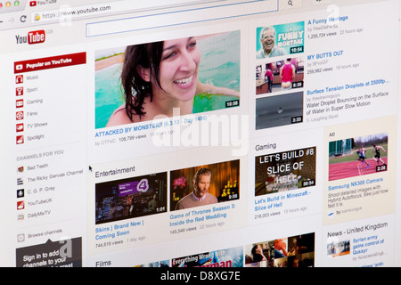 YouTube du Tube Video Sharing-Website oder Web-Seite auf einem Laptop-Bildschirm oder Computer-monitor Stockfoto