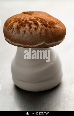 Pilzförmige Baiser Stockfoto