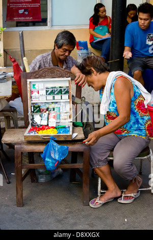 Alltag in den Straßen von Manila, Philippinen Stockfoto