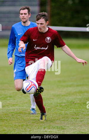 Kelty, Fife, Schottland. 5. Juni 2013. Neil McCabe (Cabey) während der Ost-Region-Super-League-Spiel, Kelty V Lochee am Central Park. Bildnachweis: Colin Lunn/Alamy Live-Nachrichten Stockfoto