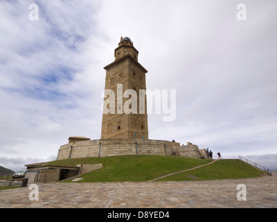 Antike römische Leuchtturm Herkulesturm (Torre de Hercules) in La Coruna, Galicien, Spanien, Europa Stockfoto