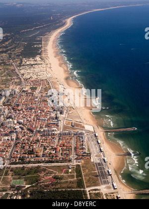 Luftaufnahme von Costa da Caparica Strand in Portugal, Europa Stockfoto