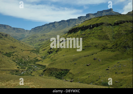 Blick auf die zwölf Apostel Berge bei Sani Pass südliche Drakensberge Südafrika Reisen Urlaub Landschaften Stockfoto