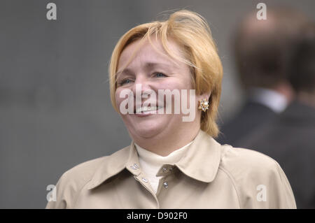 9. Mai 2005 - Moskau, Russland - im Bild: Mai 09,2005. Moskau, Russland. Präsident Vladimir Putin Frau Lyudmila Putina... Der russische Präsident Vladimir Putin und seine Frau Ljudmila kündigte ihre Scheidung am Donnerstag, Juni 06,2013 nach fast 30 Jahren Ehe. (Kredit-Bild: © PhotoXpress/ZUMAPRESS.com) Stockfoto