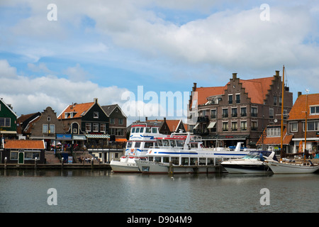 Niederlande, Volendam, Hafen Stockfoto