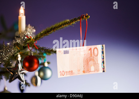 Eine Nahaufnahme der ein geschmückter Weihnachtsbaum. Stockfoto