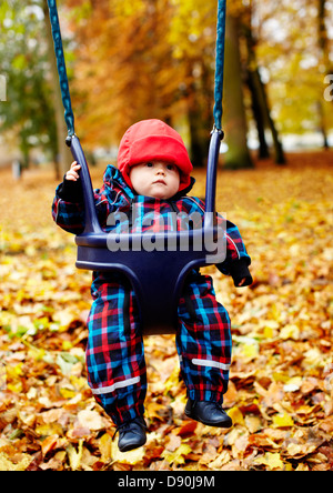 Baby Boy in Gange Stockfoto