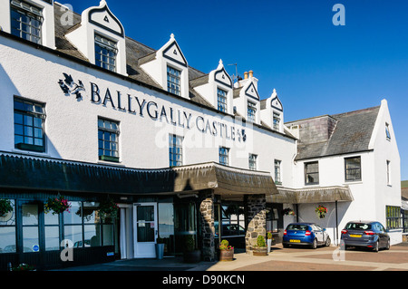 Ballygally Castle Hotel, Larne. Teil des Arbeitskreises Hastings Hotels in Nordirland, und angeblich spukt durch eine Vielzahl von Geistern. Stockfoto