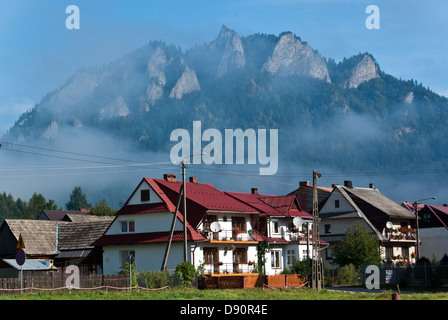 Blick vom Sromowce Niżne Trzy Korony Gipfel, Kleinpolen, Polen. Stockfoto