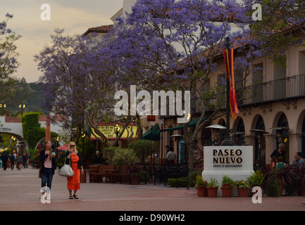 Paseo Nuevo Downtown Santa Barbara, ca Stockfoto