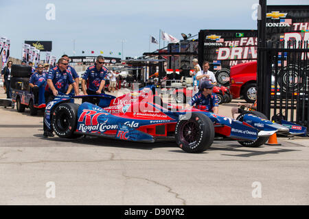 Fort Worth, TX, USA - 7. Juni 2013. Marco Andretti (25) braucht, um die Strecke für ein Übungsbeispiel für die Firestone 550-Rennen auf dem Texas Motor Speedway in Fort Worth, Texas. Bildnachweis: Cal Sport Media/Alamy Live-Nachrichten Stockfoto