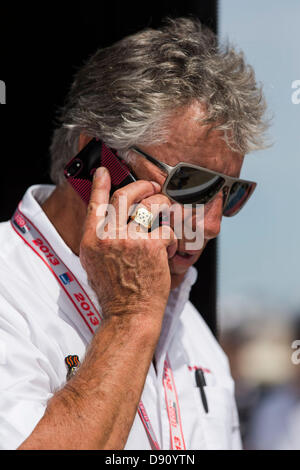 Fort Worth, TX, USA - 7. Juni 2013. Mario Andretti Uhren der IZOD IndyCar Series Teams auf die Strecke für ein Übungsbeispiel für die Firestone 550-Rennen auf dem Texas Motor Speedway in Fort Worth, Texas zu nehmen. Bildnachweis: Cal Sport Media/Alamy Live-Nachrichten Stockfoto